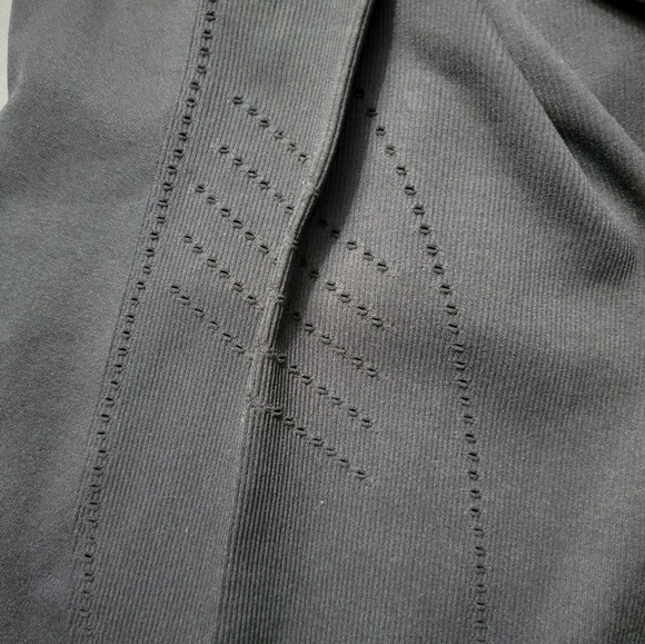 𝅺ATHLETIC Fitted Full Zip Thumb Hole Sleeve Jacket Black - Picture 6 of 7